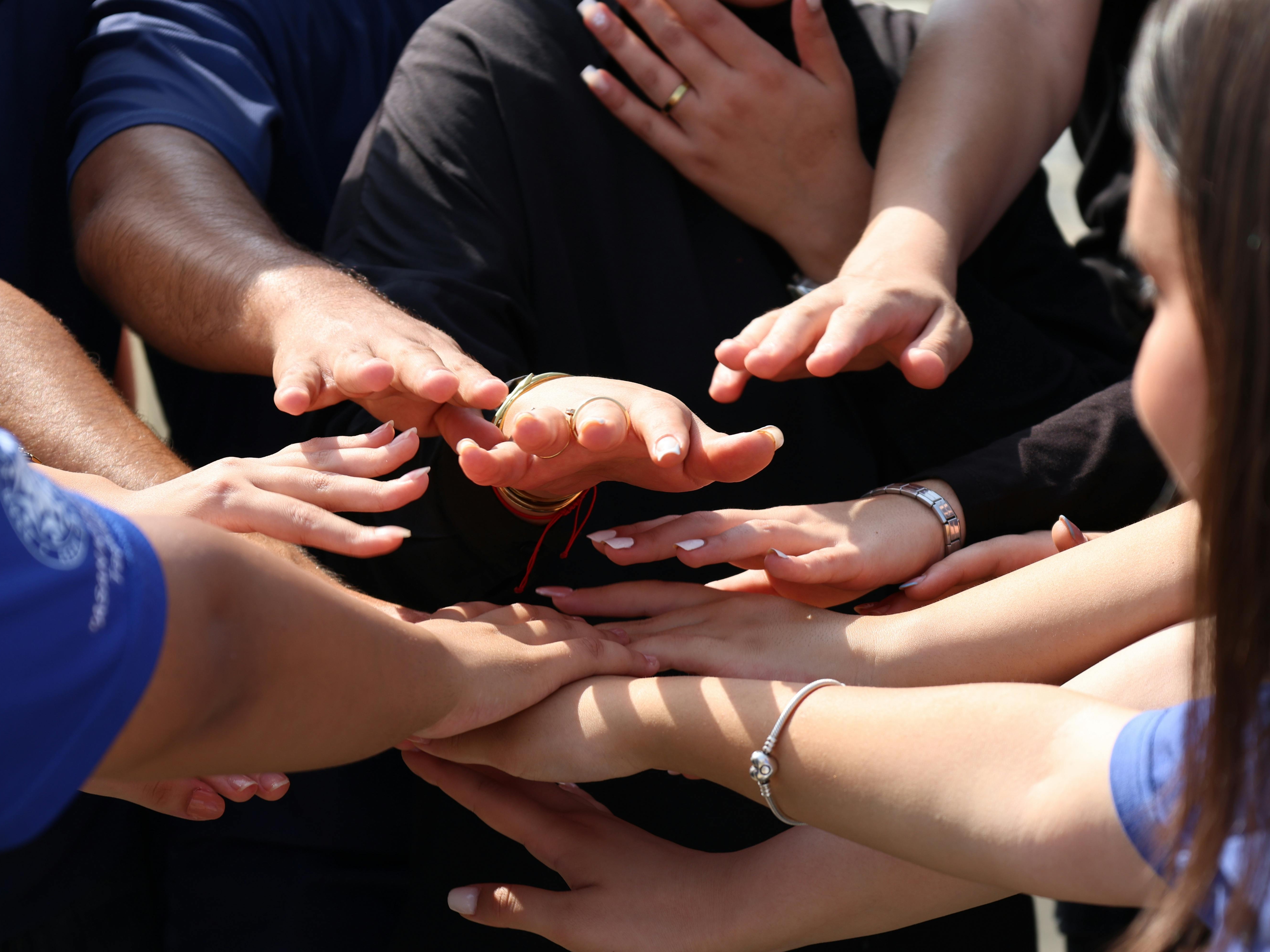 Ubuntu philosophy — community circle